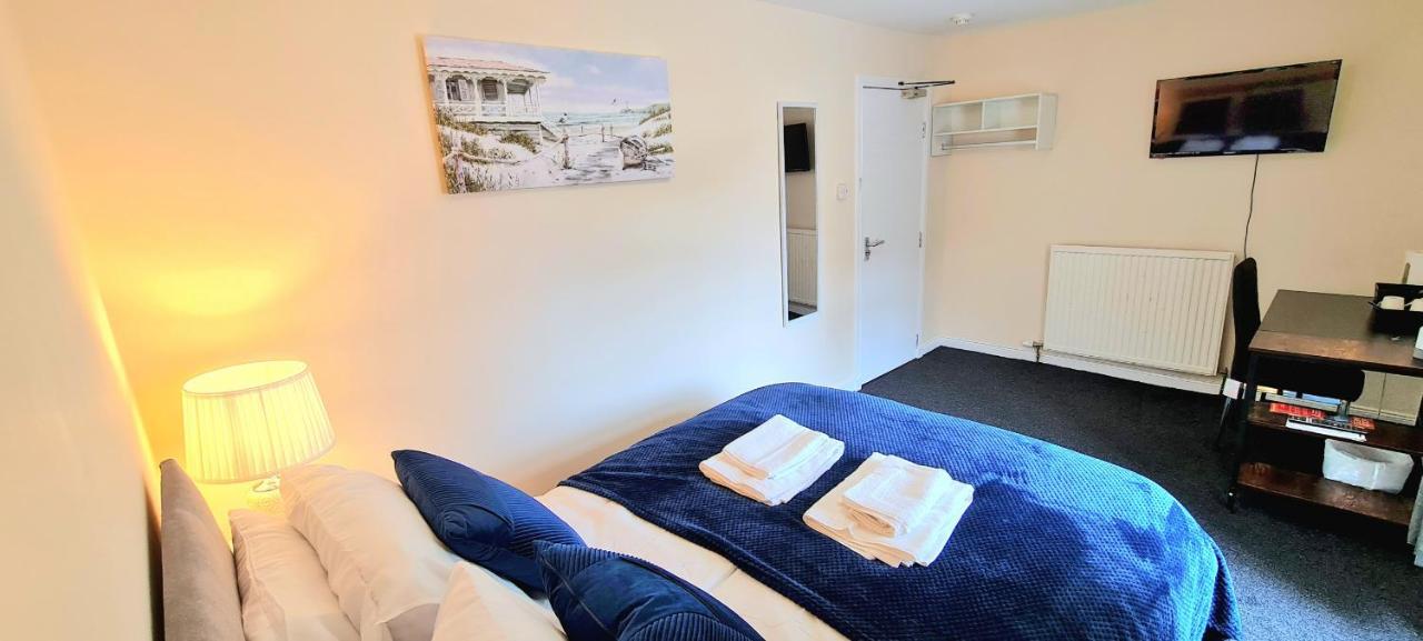Modern Guest House - Central Inverness - Complimentary Snacks - Free Parking Экстерьер фото