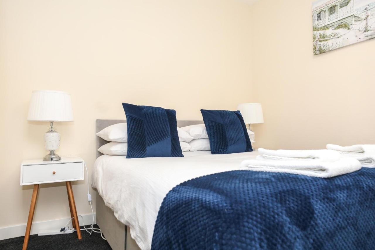 Modern Guest House - Central Inverness - Complimentary Snacks - Free Parking Экстерьер фото