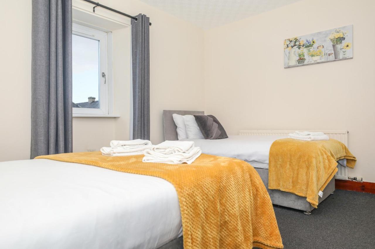Modern Guest House - Central Inverness - Complimentary Snacks - Free Parking Экстерьер фото