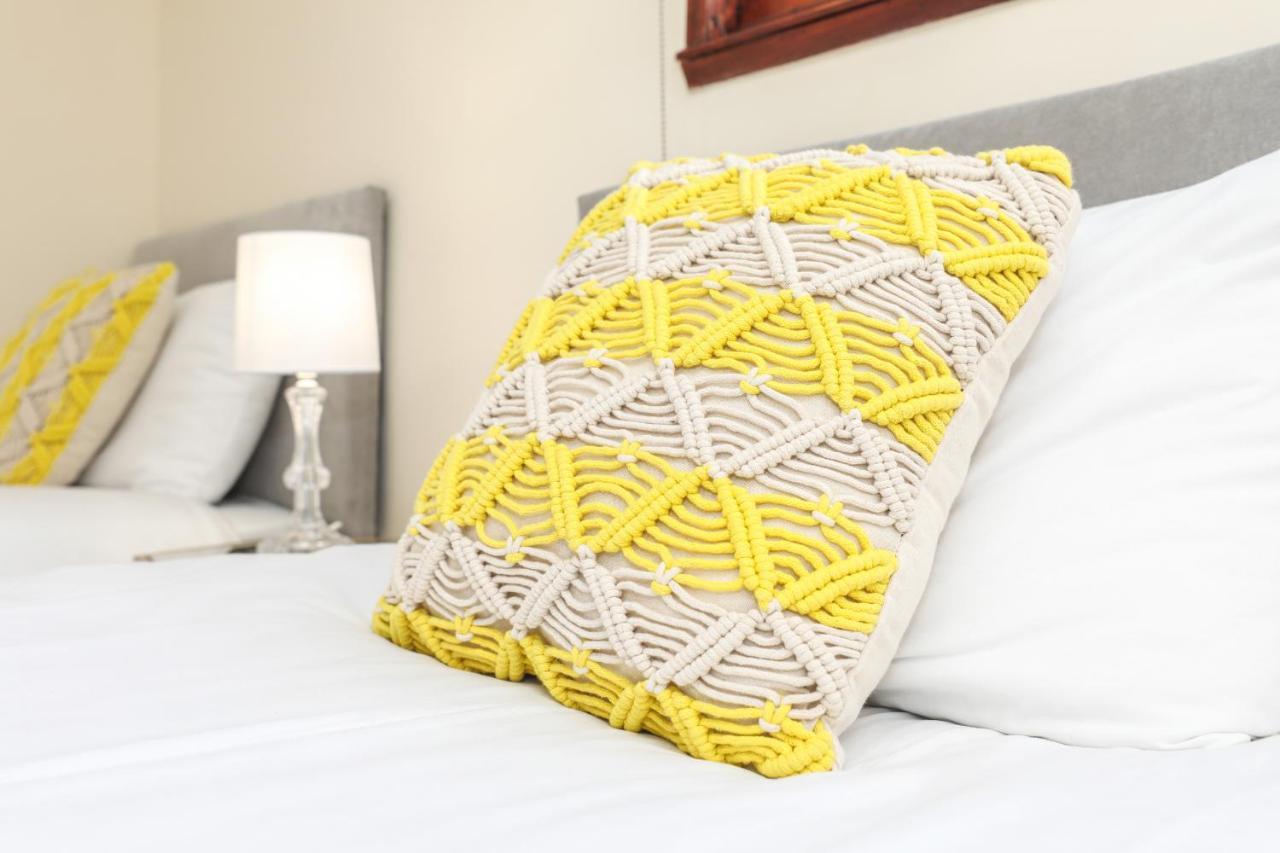 Modern Guest House - Central Inverness - Complimentary Snacks - Free Parking Экстерьер фото